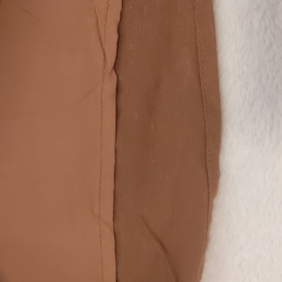 Lelis brown side shirred collared romper in medium size. - Picture 8 of 8